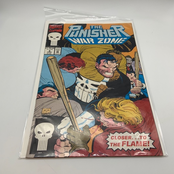 Vintage Marvel Comics 1990s The Punisher Comics 4,9,34 Comic Books-Set of 3 - Picture 4 of 12